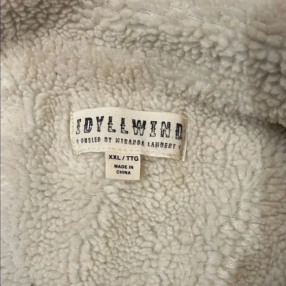 Idyllwind Blue Denim Jacket with Cream Sherpa Lining - Picture 4 of 5